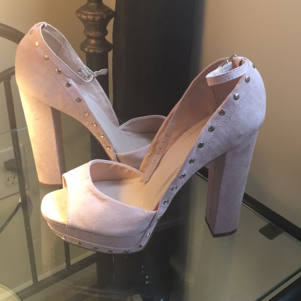 Beautiful high heel sandal Maeve color